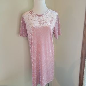 Forever 21 Pink Crushed Velvet Dress size Medium